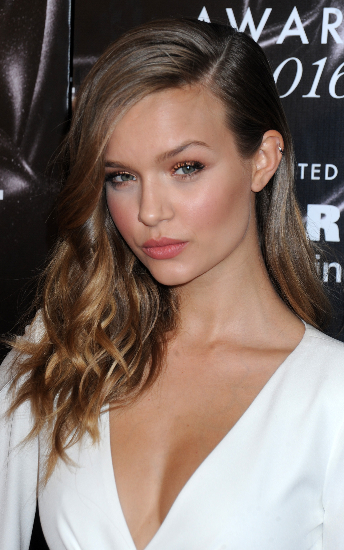 1118full-josephine-skriver.jpg