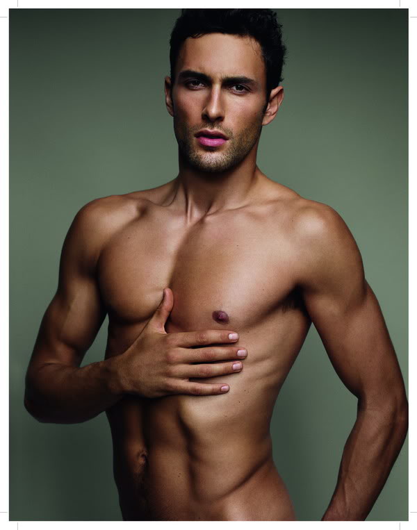 Picture Of Noah Mills