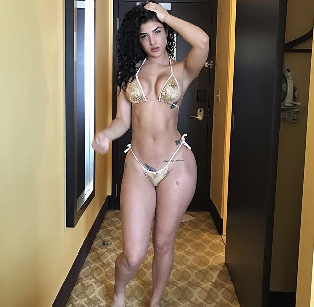 tiffani thiessen nude ass incredible hot girls naked