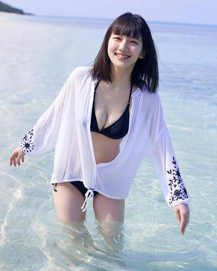 Picture Of Riho Yoshioka