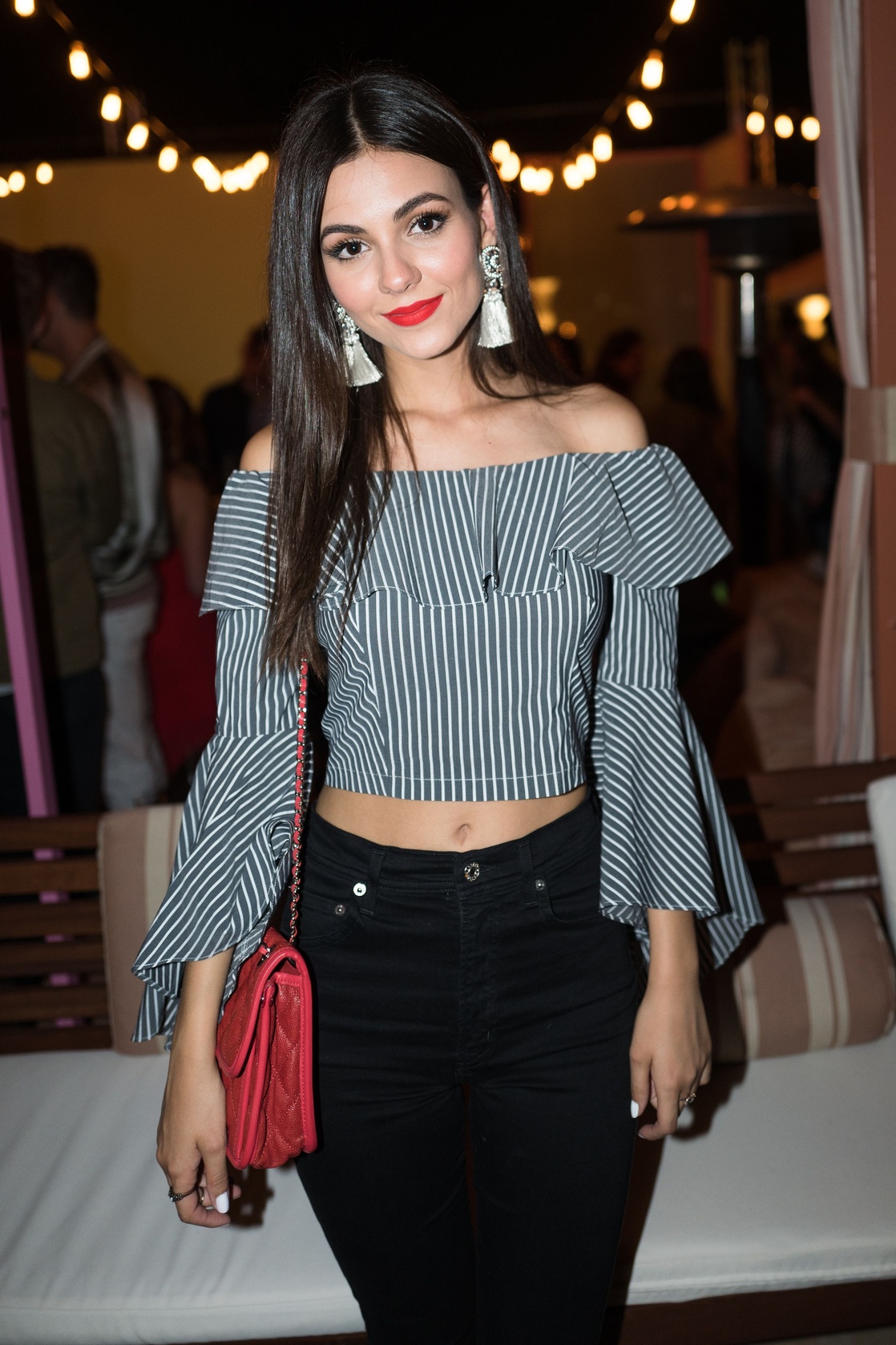1118full-victoria-justice.jpg