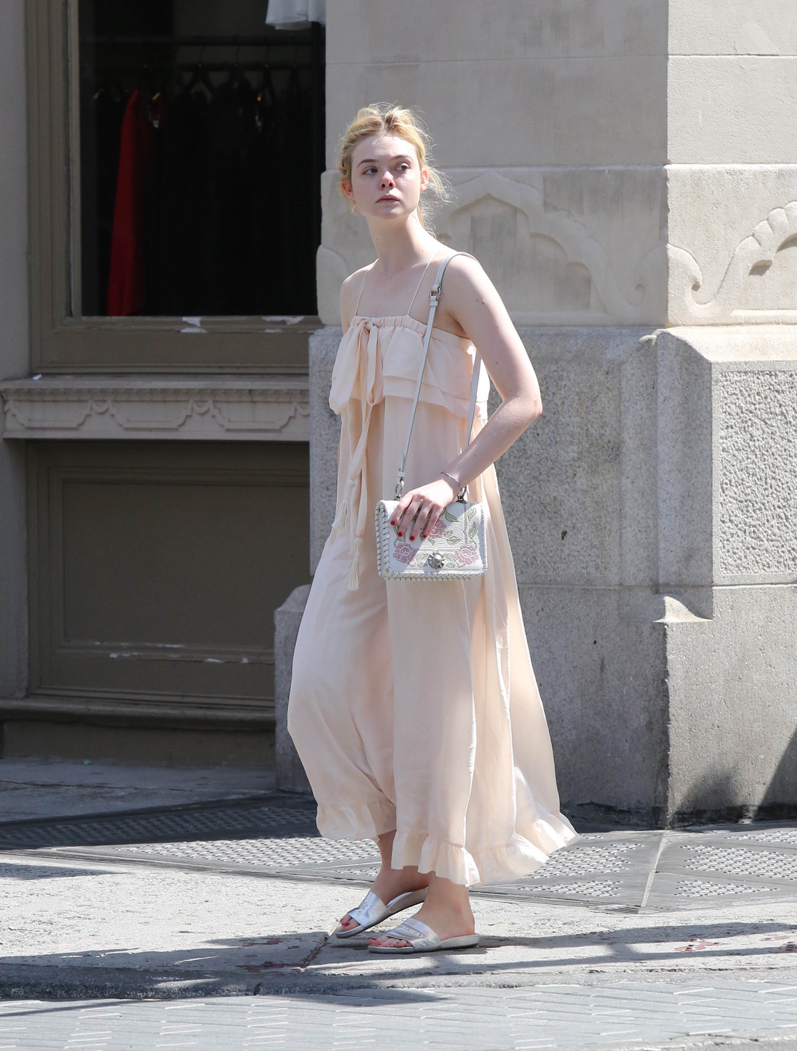 1118full-elle-fanning.jpg