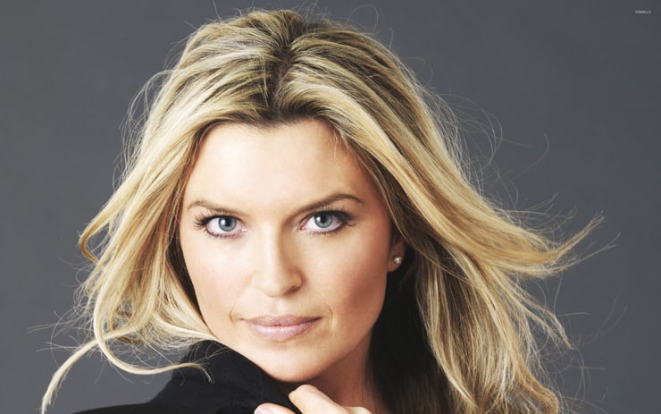 Picture Of Tina Hobley