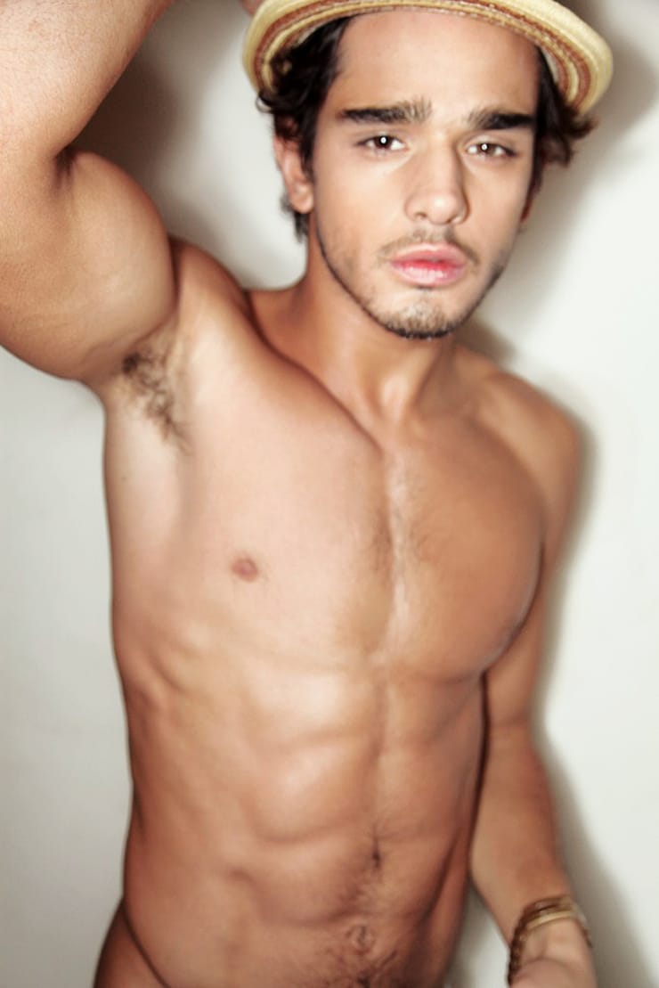 Picture Of Marlon Teixeira