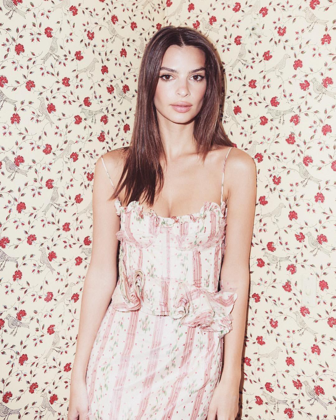 1080full-emily-ratajkowski.jpg