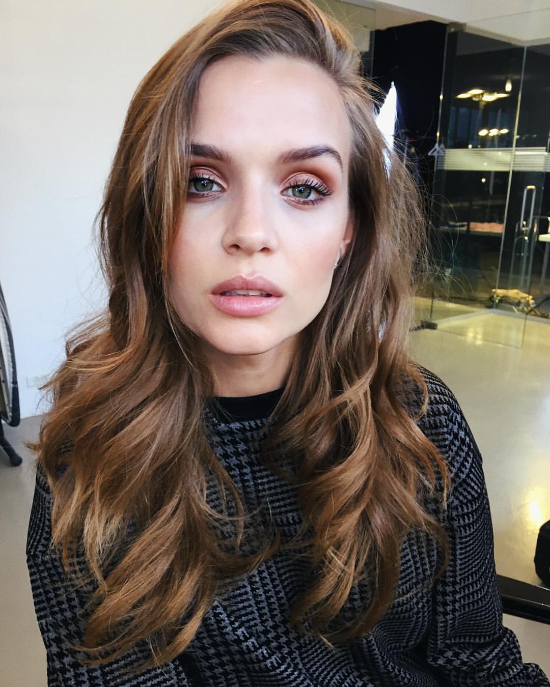 1080full-josephine-skriver.jpg