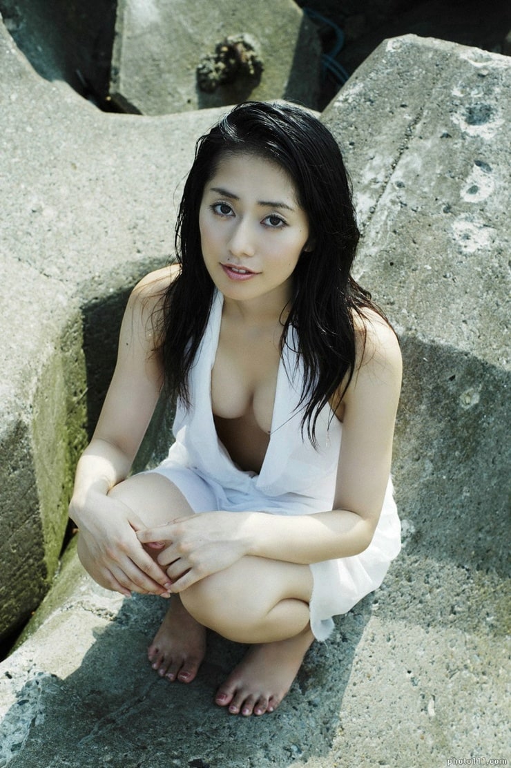 Picture Of Momoko Tani 5098