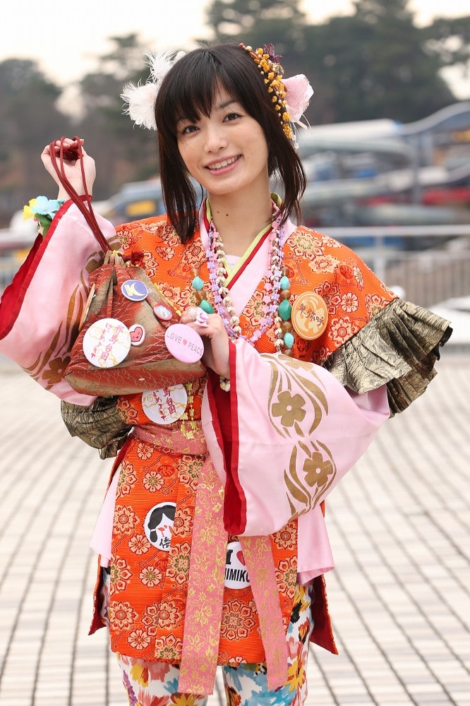 Rie Tsuneyoshi Picture