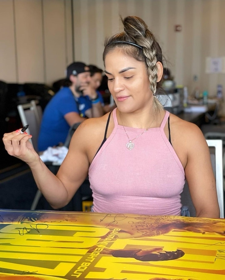 Cynthia Calvillo Picture