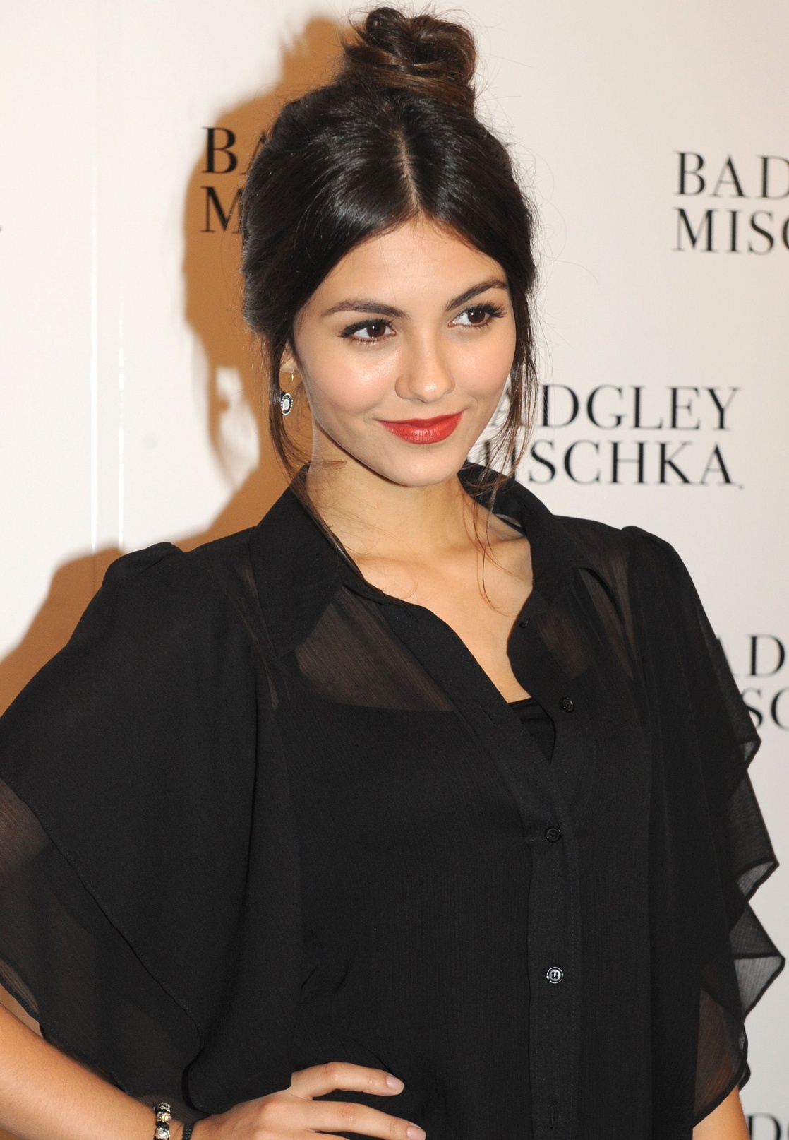 1118full-victoria-justice.jpg