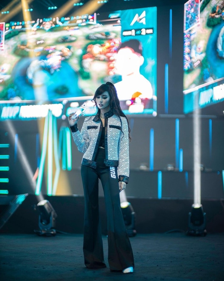 Picture Of Alodia Gosiengfiao