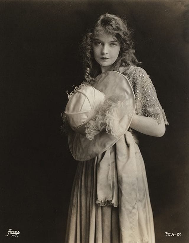 Picture Of Lillian Gish