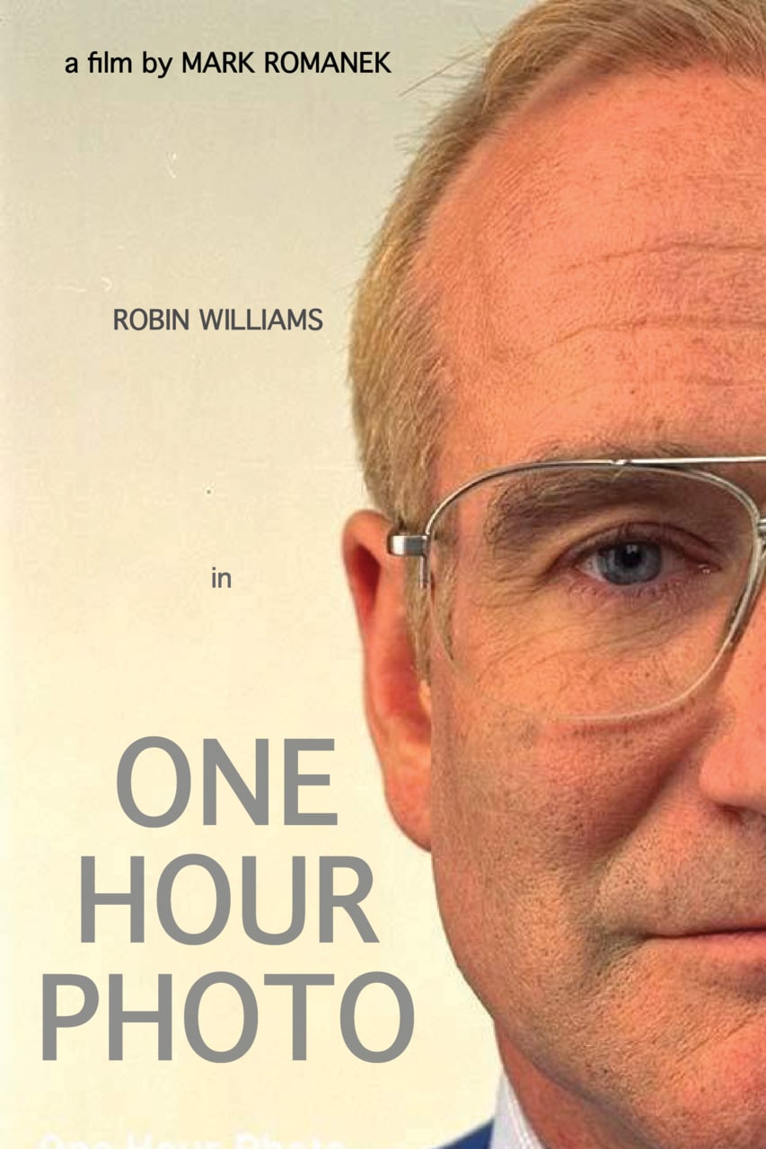 A review of the movie one hour photo