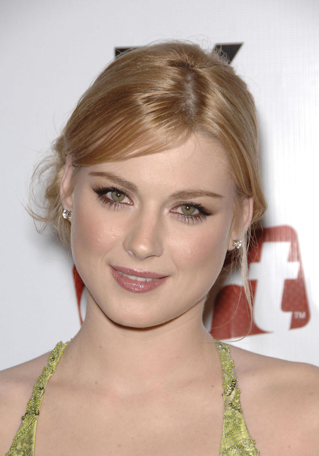 Picture of Alexandra Breckenridge