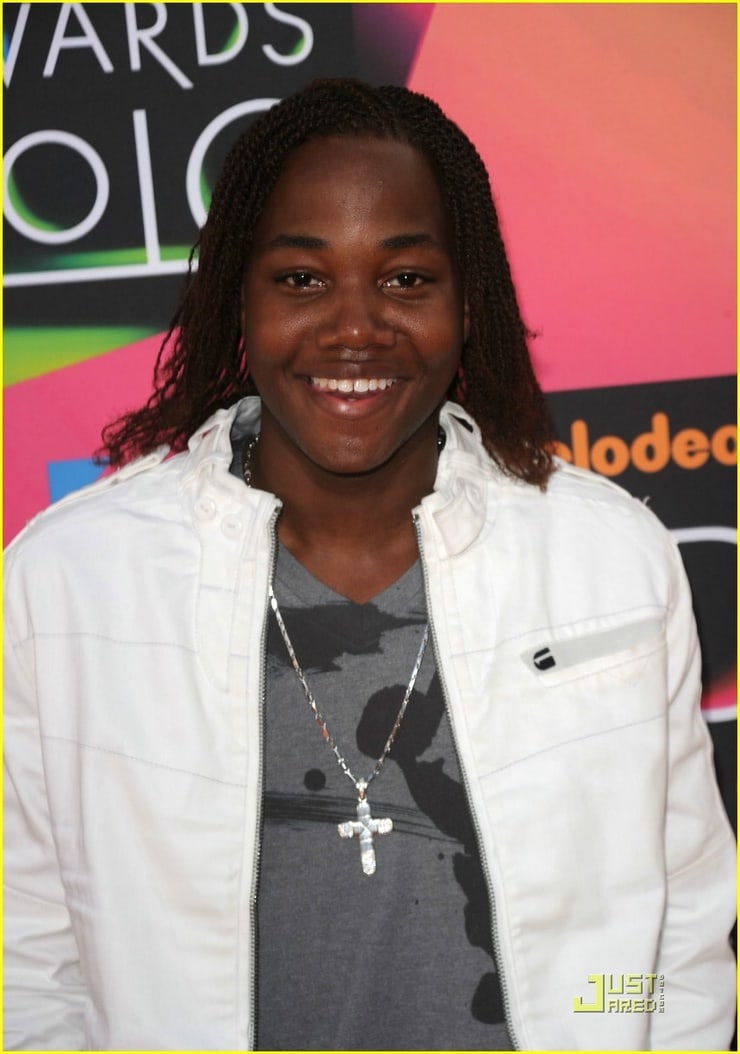 Picture Of Leon Thomas Iii