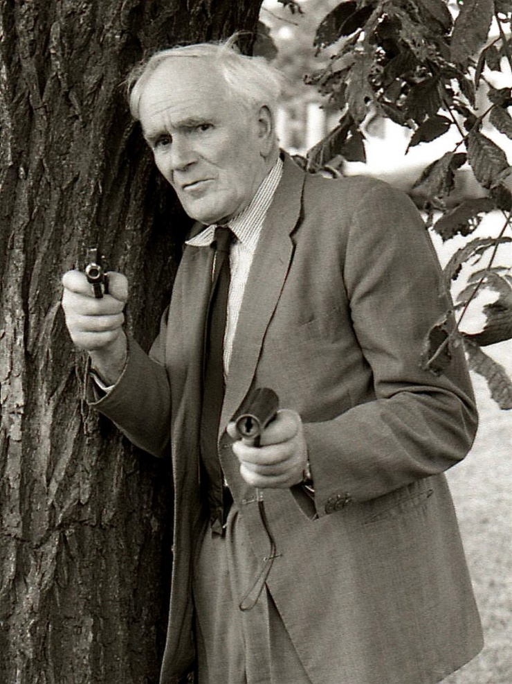 Picture of Desmond Llewelyn