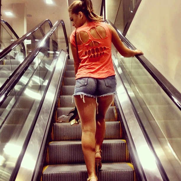 Amanda Roadmen knows how to work shorts