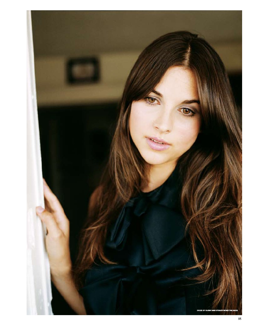 amelia warner amelia warner