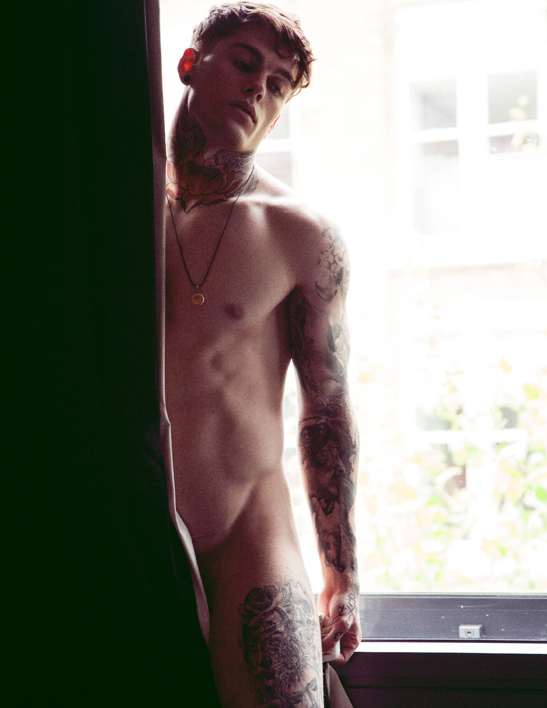 http://ilarge.lisimg.com/image/5984152/1118full-stephen-james-%28model%29.jpg