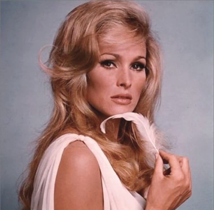 Pictures Of Ursula Andress