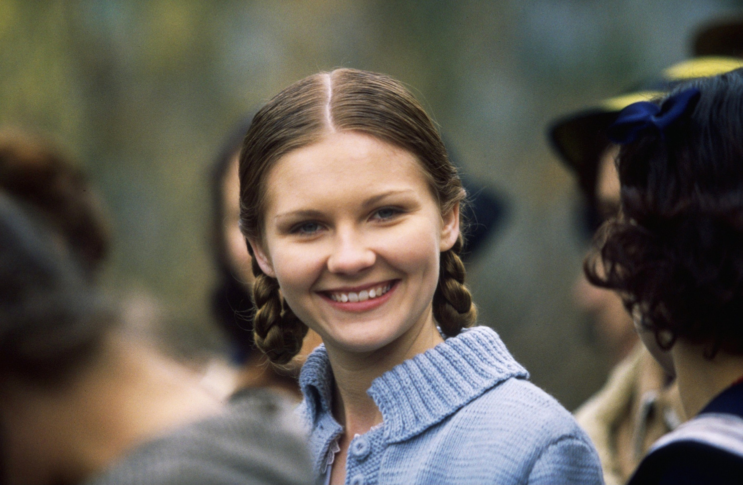 kirsten-dunst-as-hannah-stern