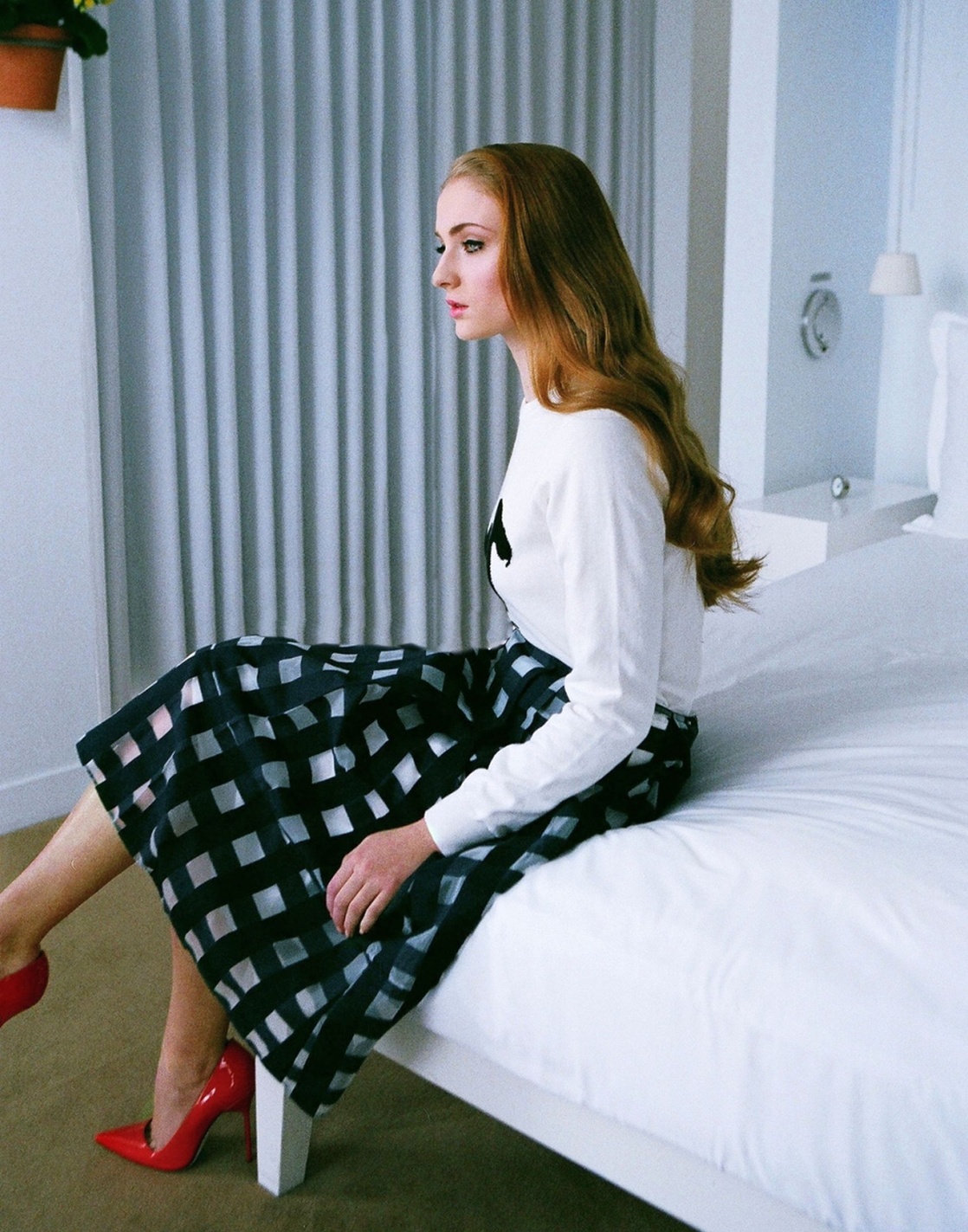 1118full-sophie-turner.jpg