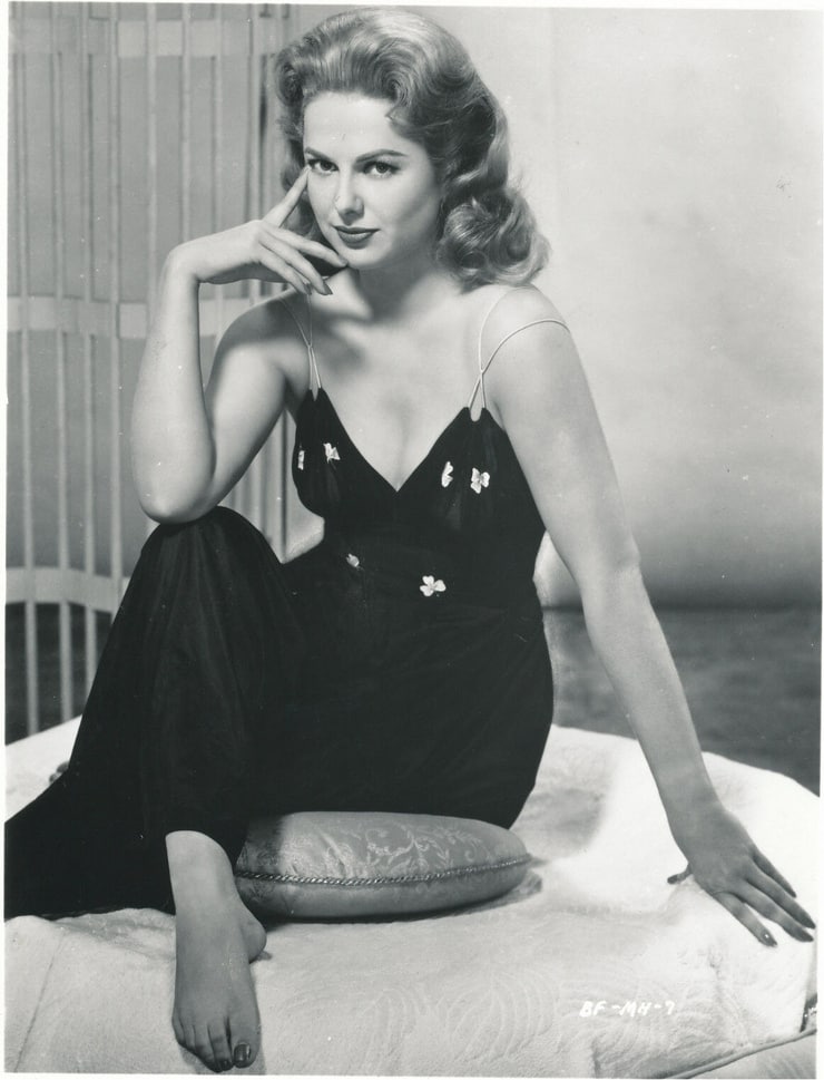 Picture Of Martha Hyer