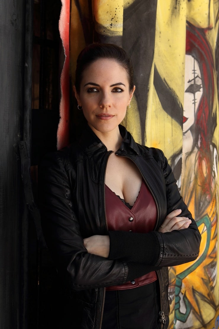 Picture Of Anna Silk