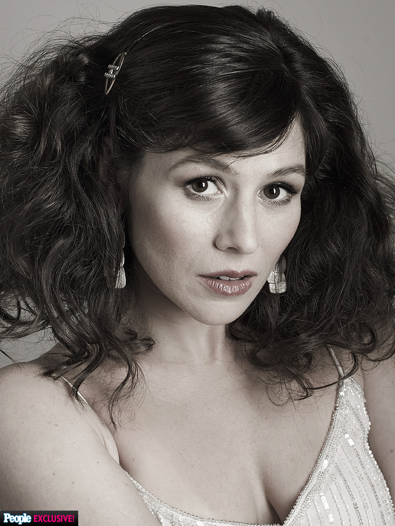 picture-of-yael-stone