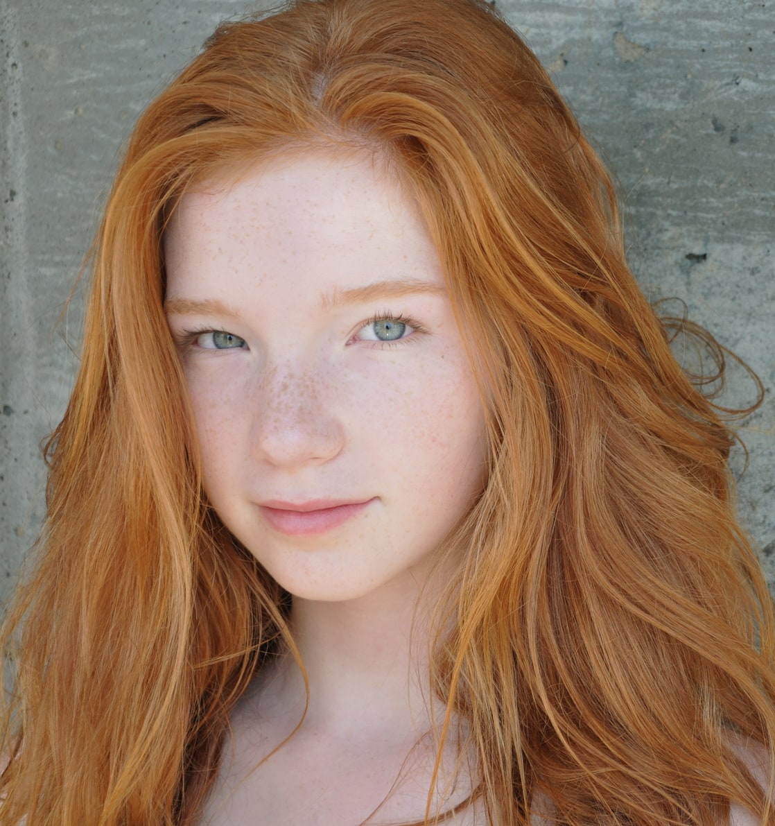 Picture Of Annalise Basso