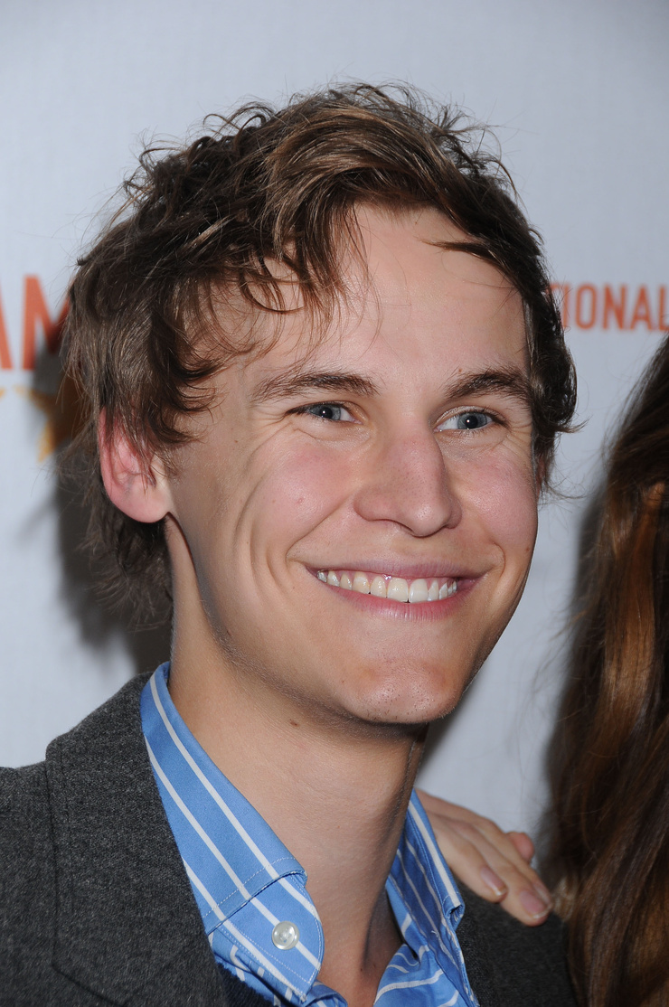 Rhys Wakefield Rhys Wakefield