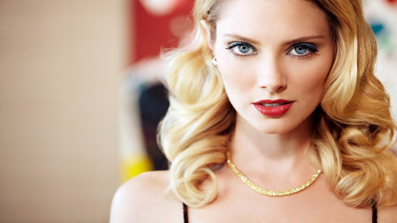 picture of april bowlby picture of april bowlby