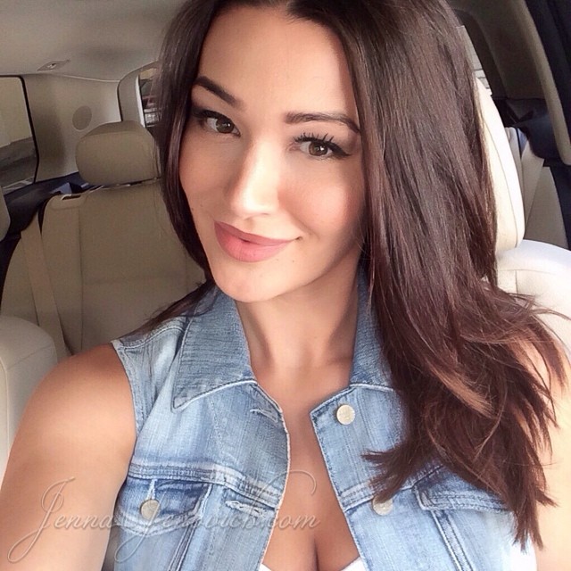 1118full-jenna-jenovich.jpg
