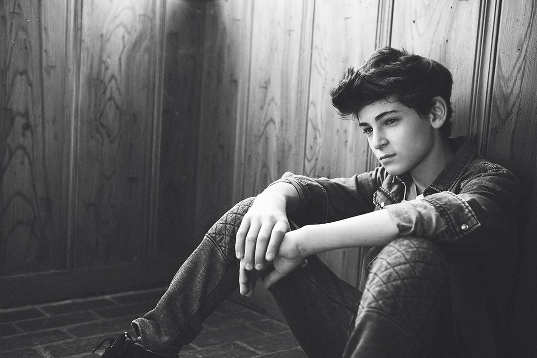 1100full-david-mazouz.jpg