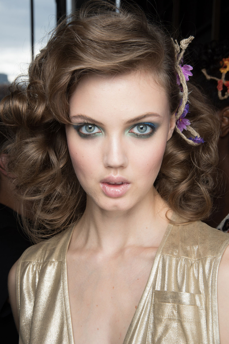 Lindsey Wixson - Photoshoot for Allure US January 2017