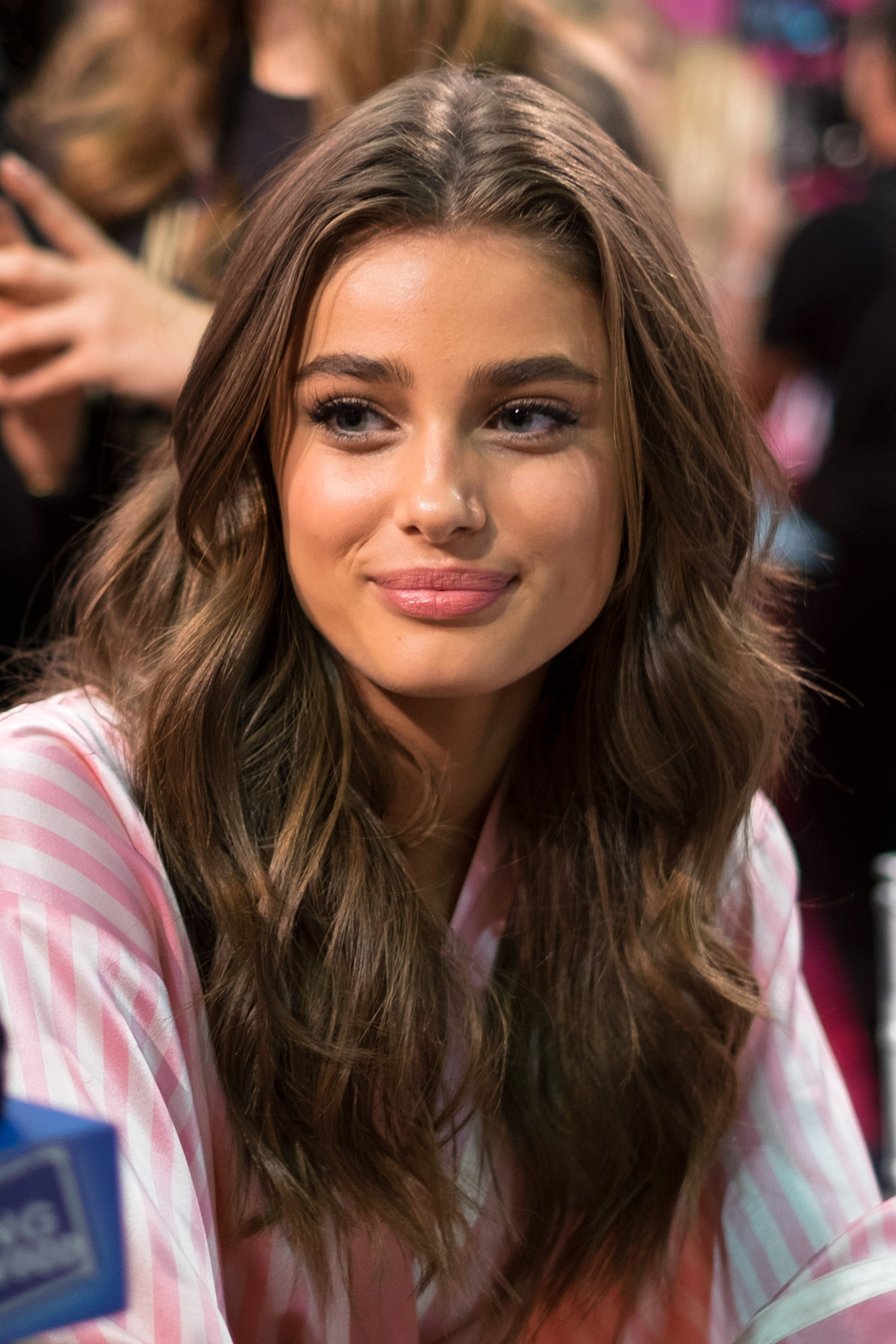 1118full-taylor-marie-hill.jpg