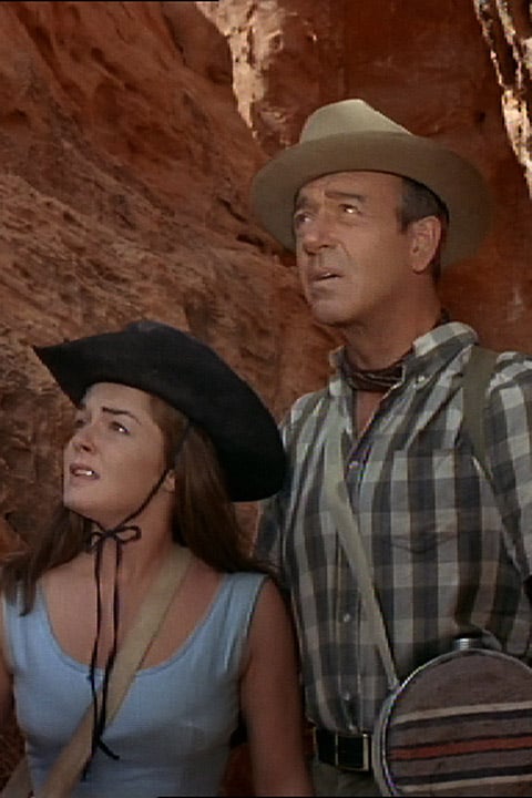 Luana Patten, John Payne