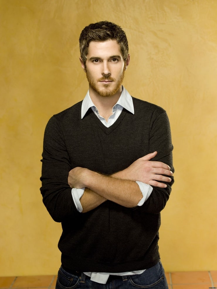 Dave Annable red band society