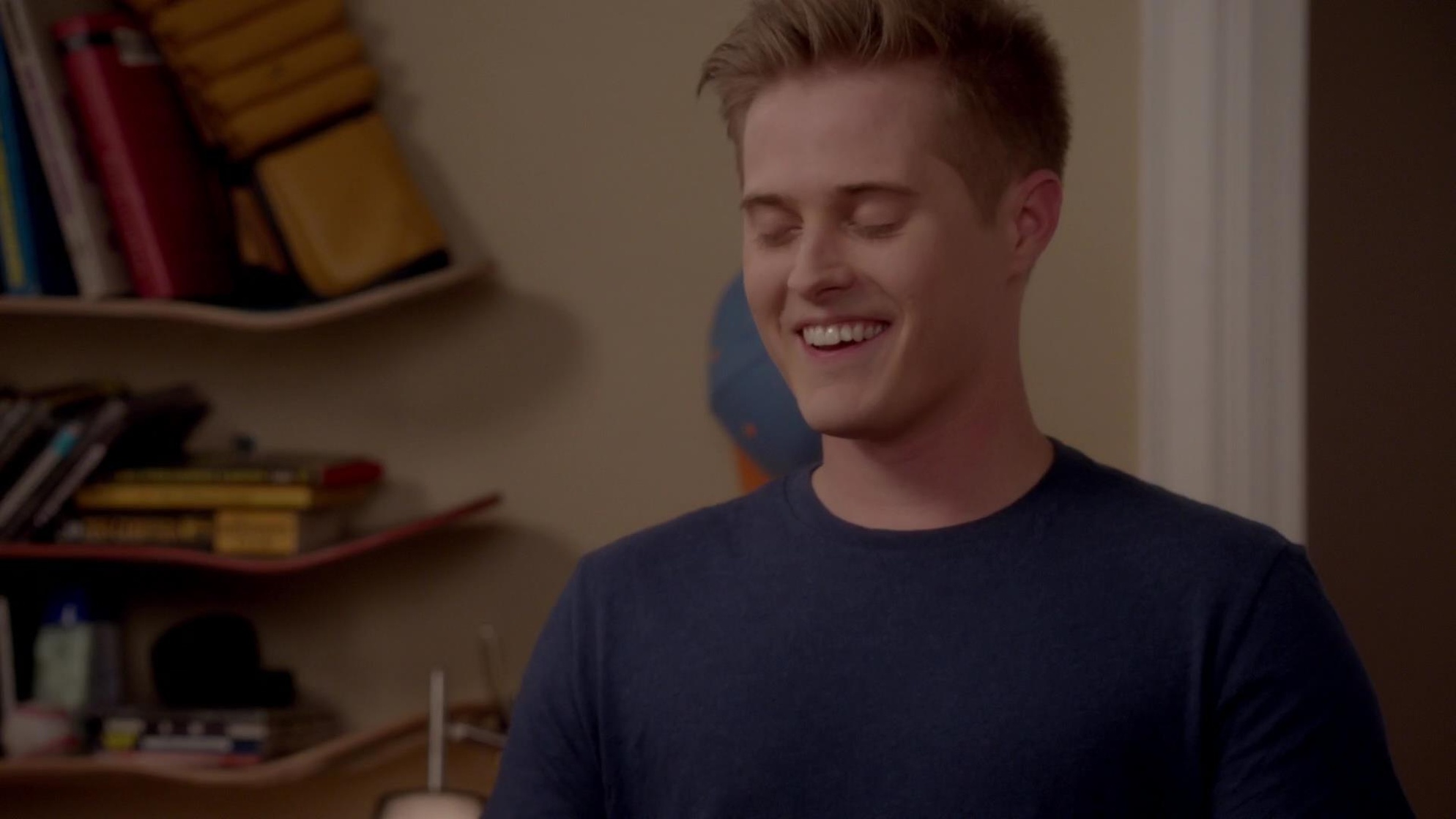 Lucas Grabeel