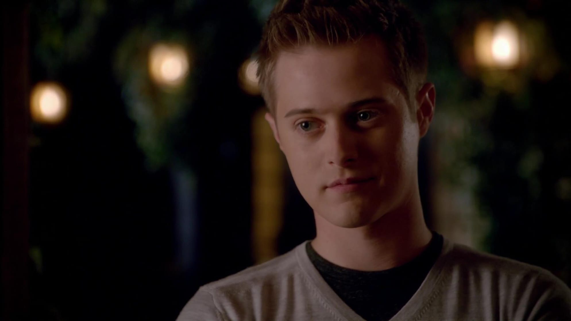 Lucas Grabeel