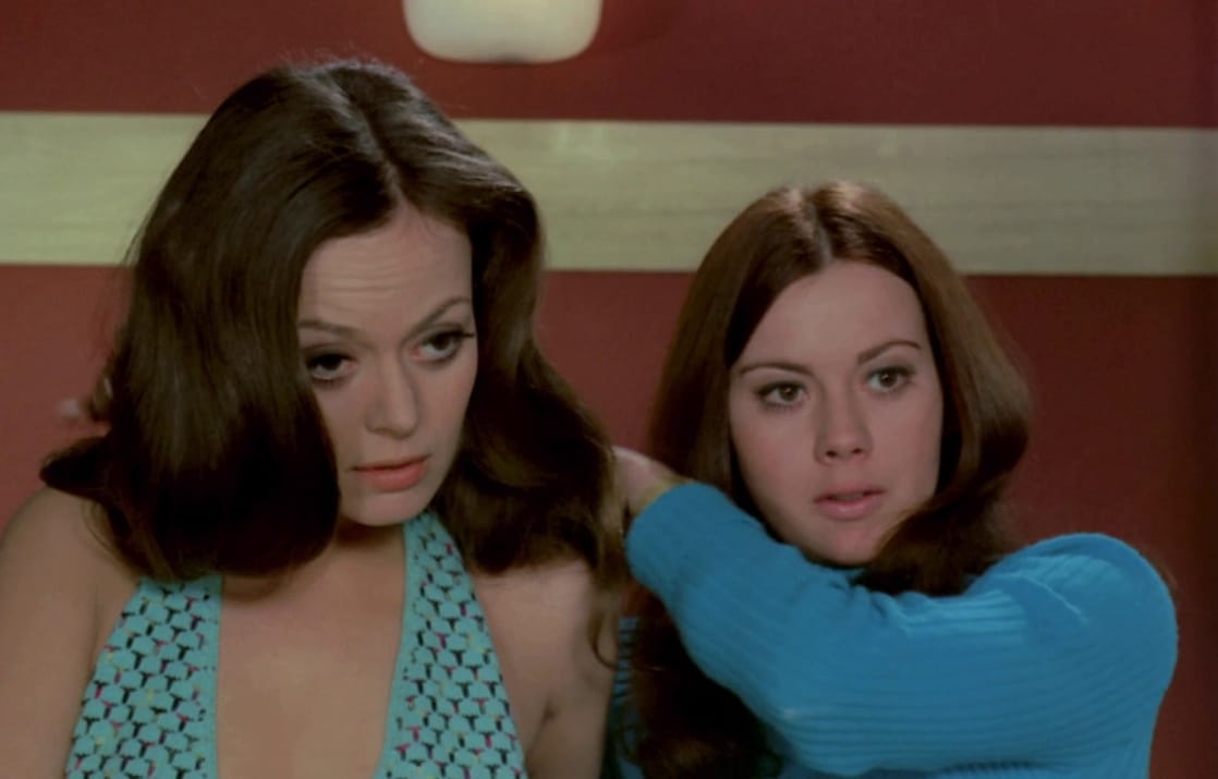 Au Pair Girls (1972)
