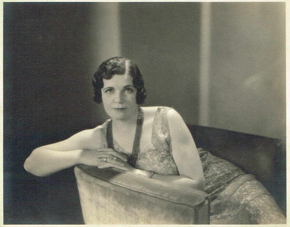Mae Costello