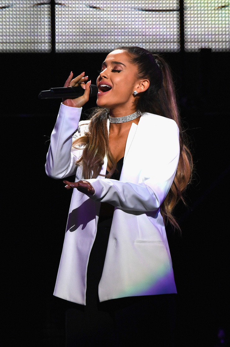 Ariana Grande Las Vegas 2016