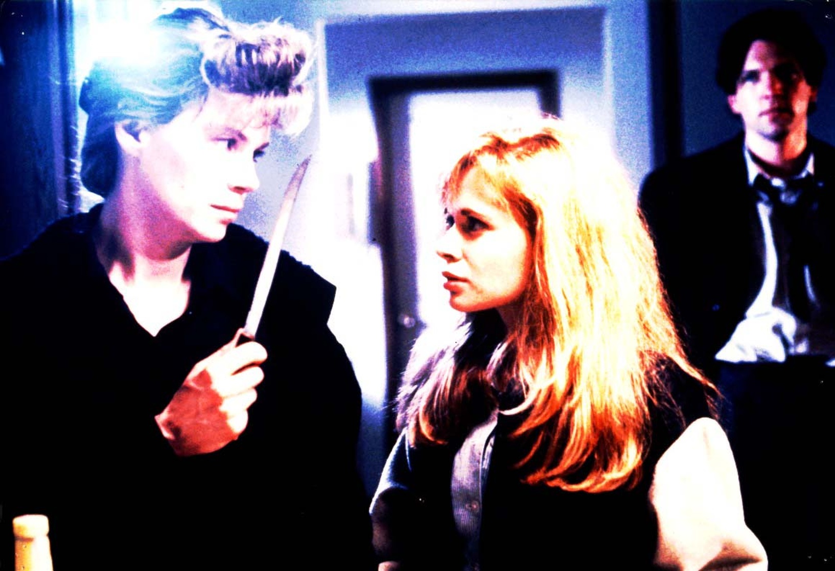 Trust (1990) Trust (1990)
