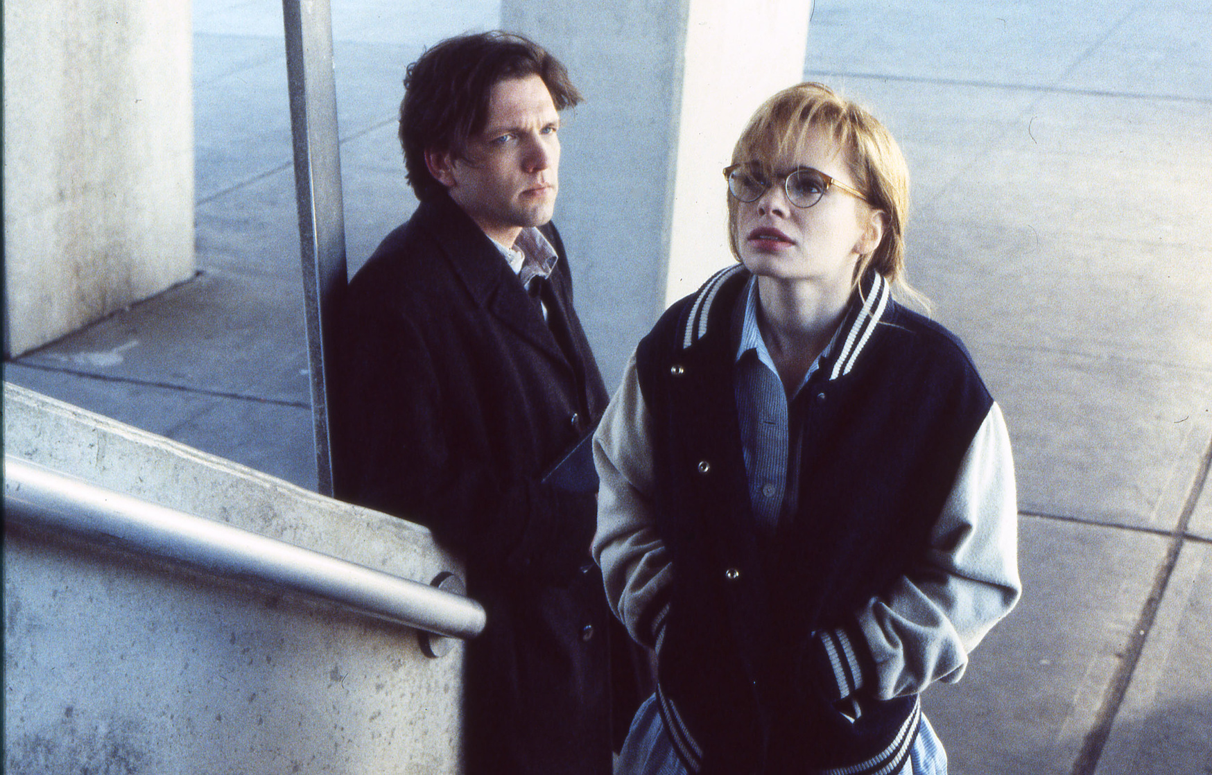 Trust (1990) Trust (1990)