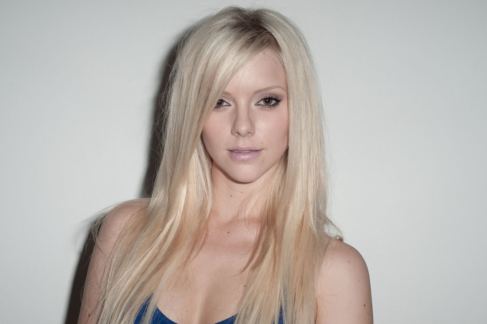 ELLE EVANS ELLE EVANS