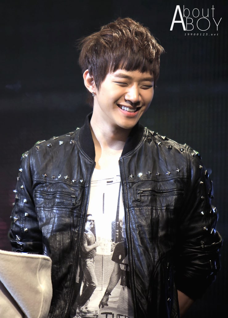 Picture of Lee Junho