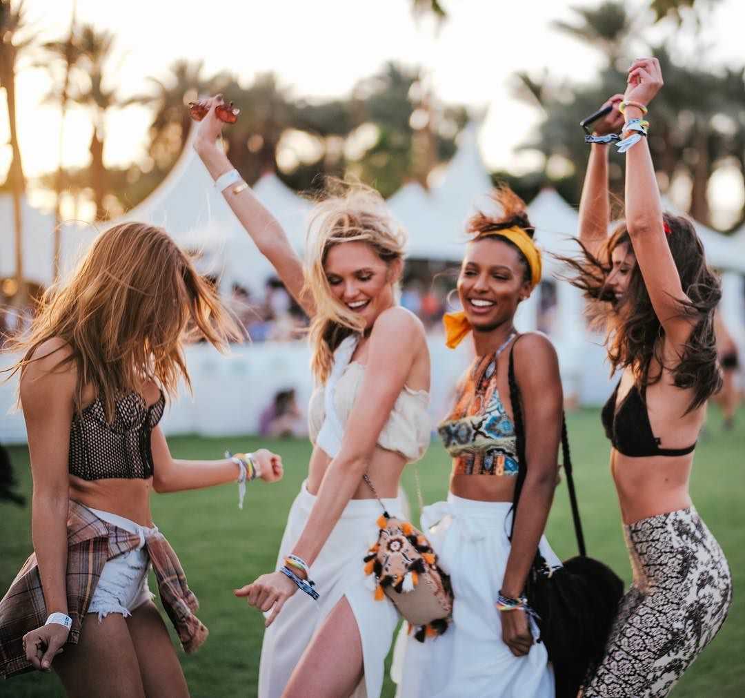 Josephine Skriver Josephine Skriver
