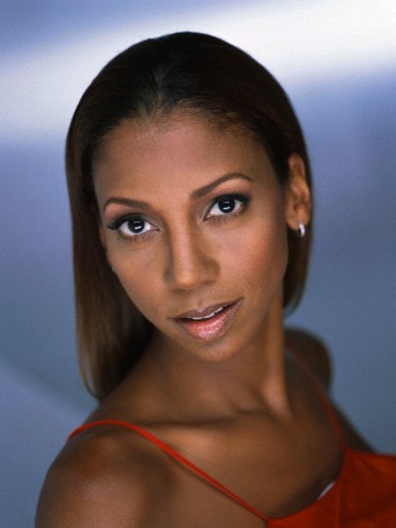 Picture of Holly Robinson Peete