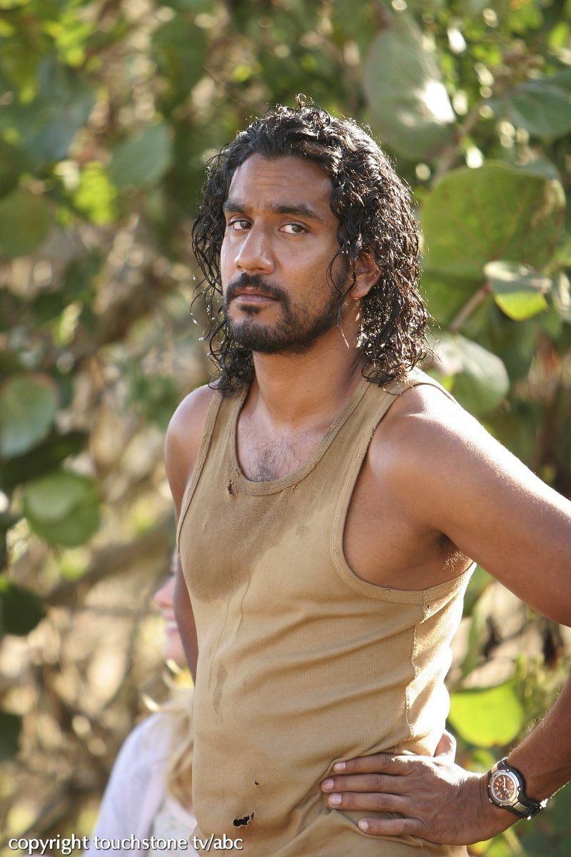 Picture of Naveen Andrews